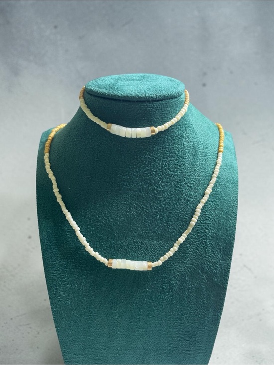 Plunder Jewelry - Delicate Cream Beaded Necklace & Bracelet Set - Minimal & Bohemian